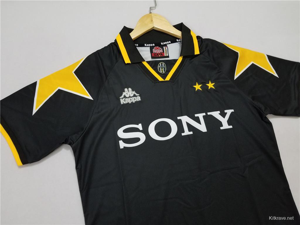 Retro 95/96 Juventus Third Black Jersey