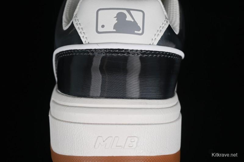 New York Yankees MLB Chunky Liner Height-Increasing Platform Sneakers - 3ASXCLH3N50BKS