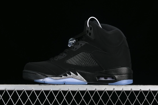 Nike Air Jordan 6 Retro Basketball Shoes with Black Leather and Suede Upper - FZ2239-001