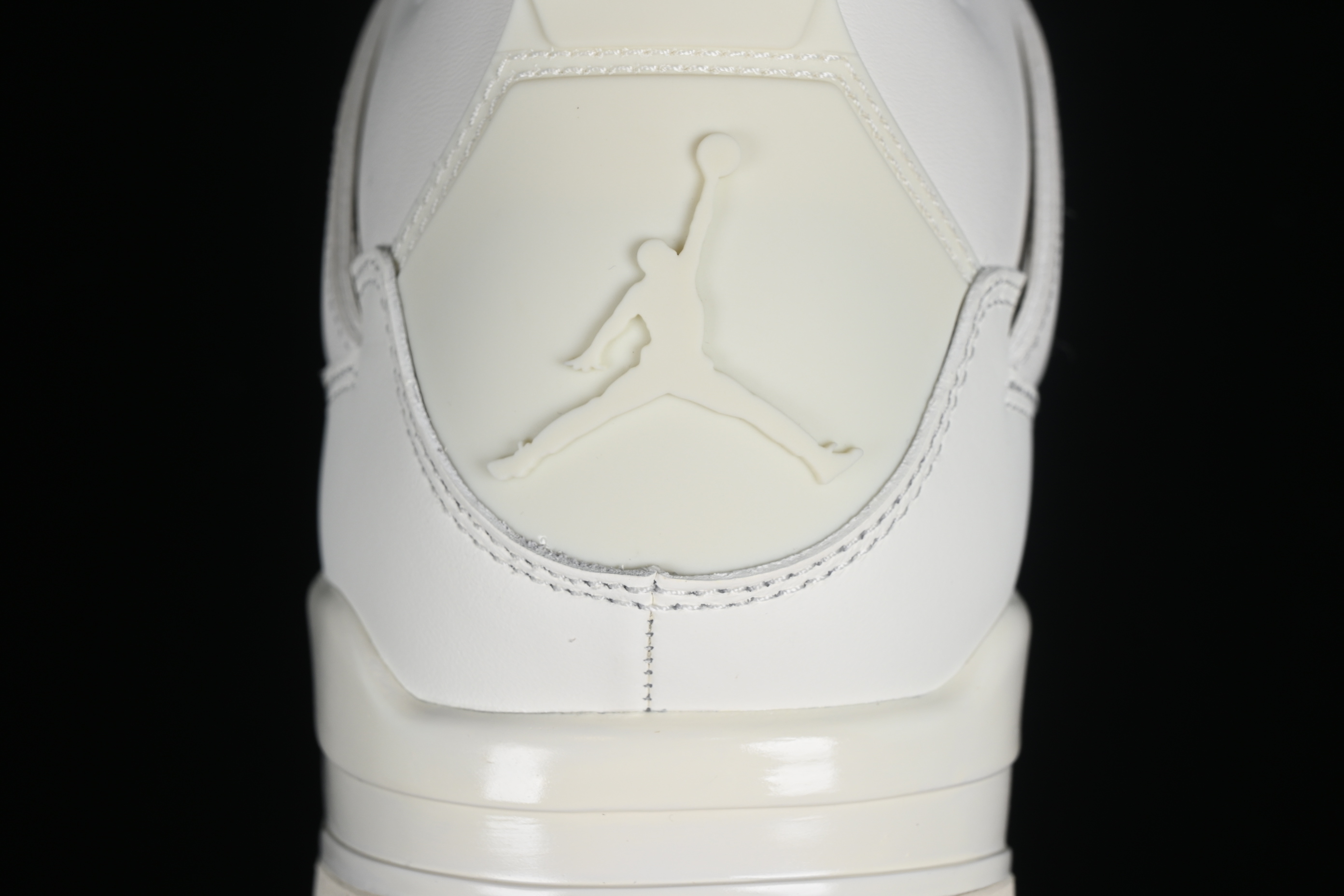 Nike Air Jordan 4 Retro Metallic Gold Basketball Shoes - AQ9129-170