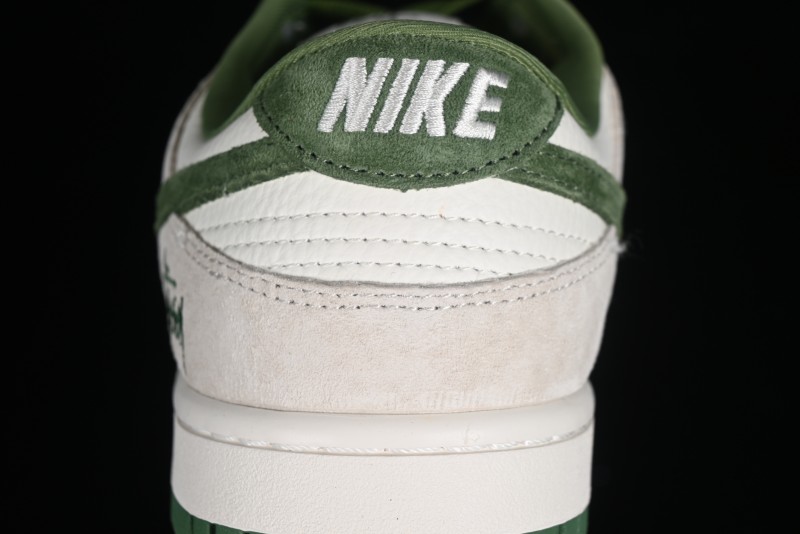 Stussy x Nike SB Dunk Low Retro Premium Casual Sneakers - DQ1098-340