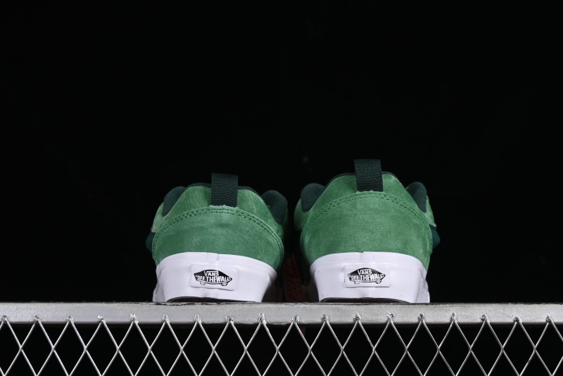 Vans Classics Knu Skool Retro Sneakers with Enlarged Toe and Thickened Tongue - VN0009QCLC2