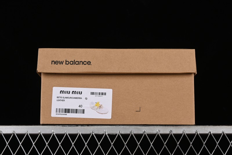MiuMiu x New Balance 530 Low-Top Classic Retro Casual Running Shoes - AJD4