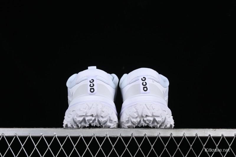 Nike ACG Mountain Fly 2 Low SP Outdoor Hiking Shoes with GORE-TEX and React Foam - FZ3311-100