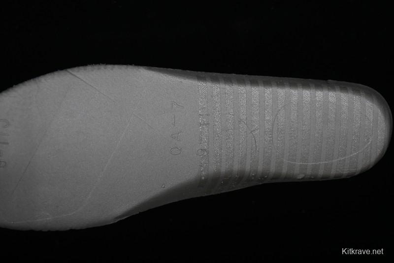 Nike Air Force 1 '07 Low Casual Sneakers with Full-Length Air Cushion - FQ8714-002