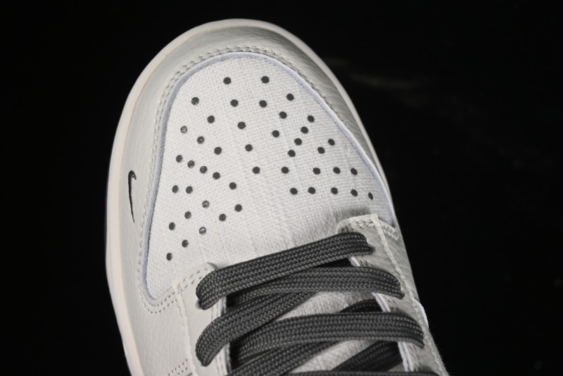 Nike SB Dunk Low Violent Bear Collaboration - Woven Grey Check Anniversary Custom Low-Top Casual Sneakers - KK1888-004