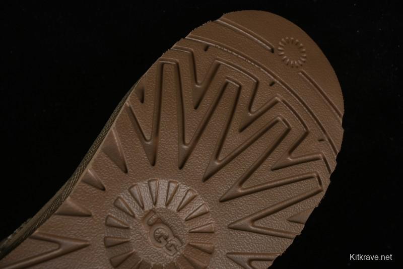 UGG Classic Ultra Mini Short Boots with Genuine Australian Sheepskin and TREADLITE Outsole - 1116109