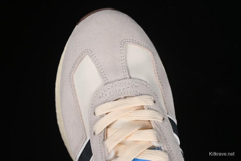 Adidas Retropy E5 IE8105 Running Shoes with Boost Cushioning - IE8105