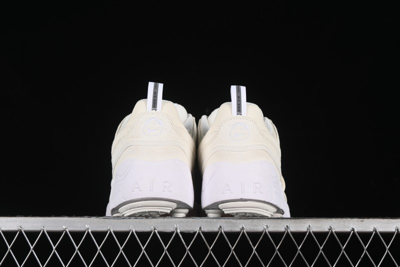 Nike Travis Scott x Shark-A-Don "Sail" Low-Top Lifestyle Casual Shoes - HQ3061-100