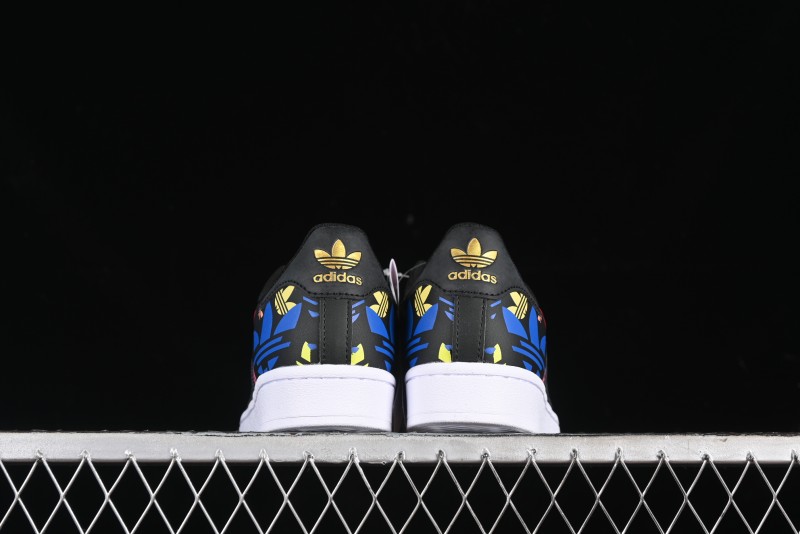 Adidas Superstar H00182 Casual Sneakers with Shell Toe Design - H00182