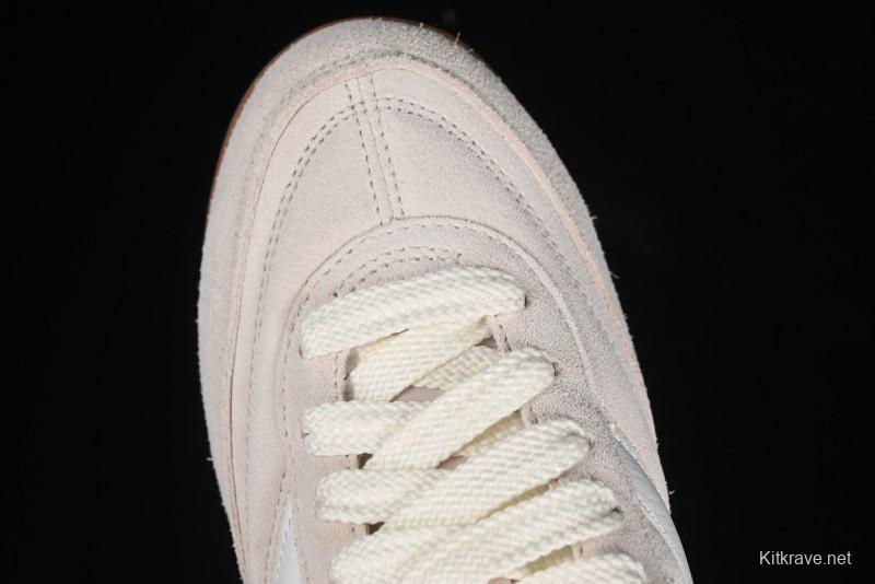 New Balance RC42 Series Retro Football Training Casual Sneakers - URC42EA