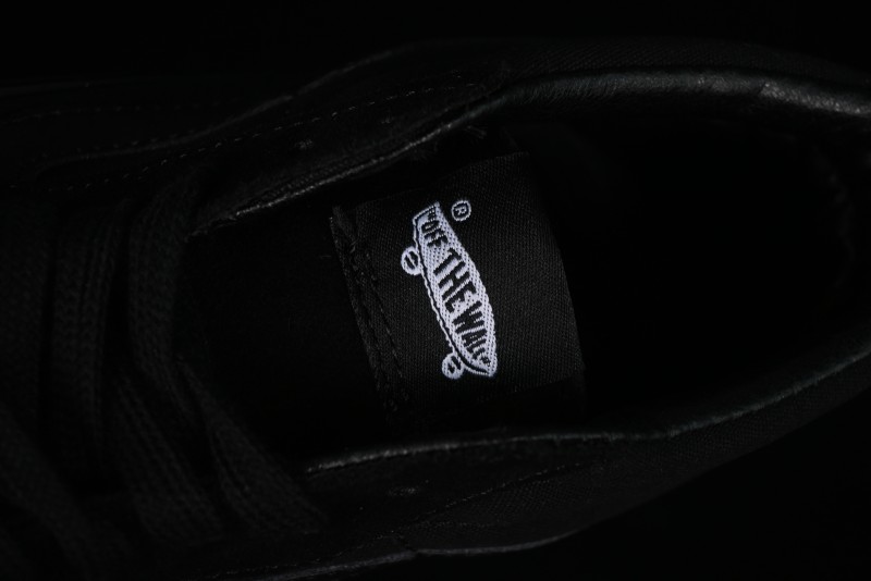 Vans Sk8-Mid Reissue 83 High-End Retro Suede Skate Shoes - VN000CQQBKA