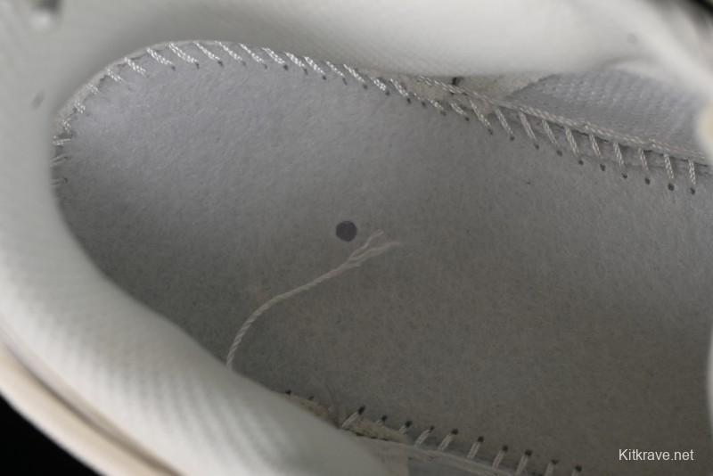 Nike SB Dunk Low Supreme Collaboration - Beige White Fox Lettering Anniversary High-End Custom Low-Top Casual Skate Shoes - JJ5688-106