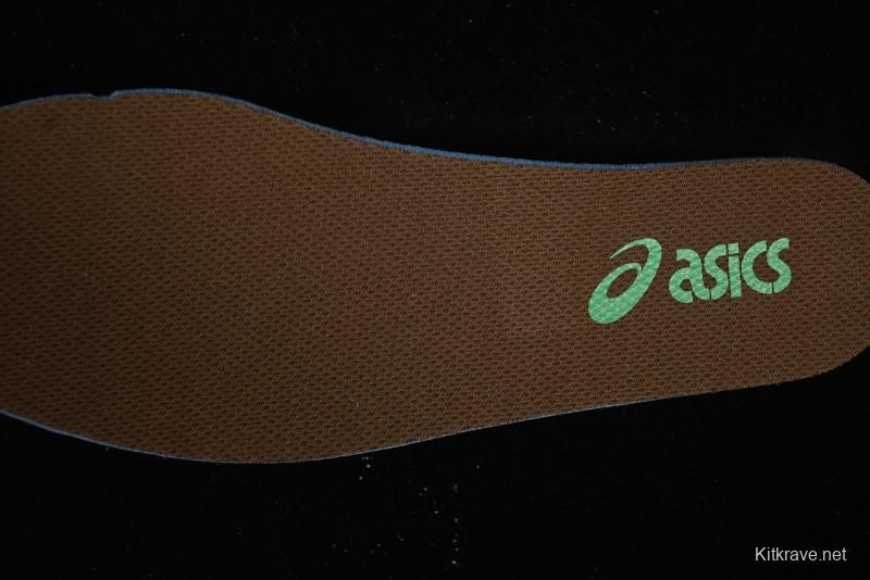 Asics Gel-Kahana TR V4 Running Shoes with FF BLAST PLUS Cushioning - 1203A586-100