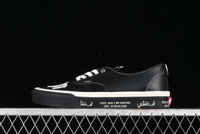 Vans Authentic Low-Top Canvas Sneakers with Vulcanized Sole - VN000BW5BPR