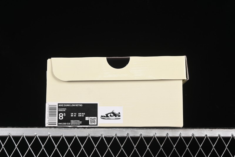 Nike SB Dunk Low KAWS Series - Anniversary Edition Customized Low-Top Casual Skate Shoes MM1089-016