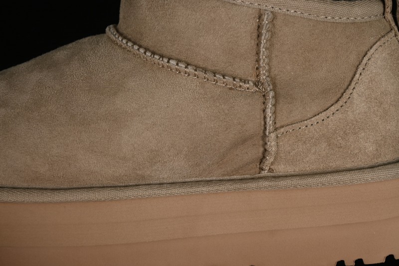 UGG Classic Ultra Mini Platform 3CM Short Boots with Genuine Shearling - 1135092