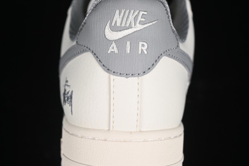 Nike Air Force 1 '07 Low Stussy Collaboration - Brushed Grey Low-Top Casual Sneakers - XZ3328-005