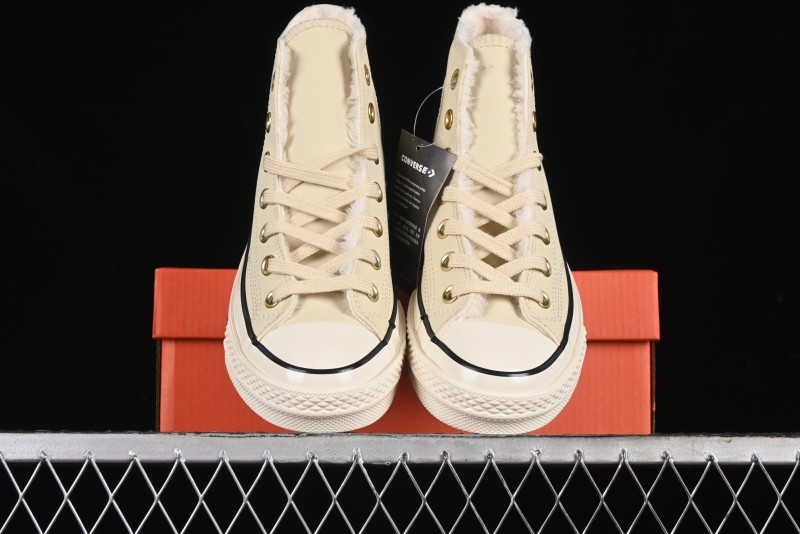 Converse Chuck 1970s Winter Waterproof Leather High-Top Sneakers with Gold Eyelets and Fleece Lining - A12443C