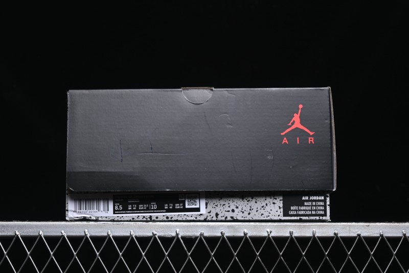 Nike Air Jordan 6 Retro Basketball Shoes with 3M Reflective Details - CT8529-064