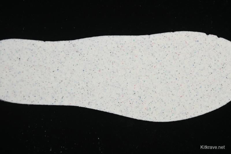 Nike Classic Cortez Leather Retro Running Shoes - DZ2795-500