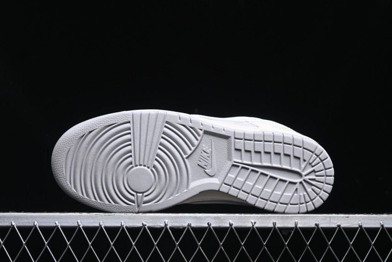 Nike SB Dunk Low The North Face Collaboration - Polar Fox Anniversary Customized Low-Top Casual Sneakers - BB7518-005