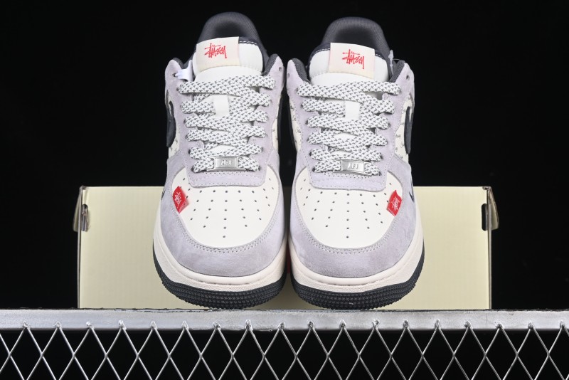 Nike Air Force 1 '07 Low Stussy Collaboration Pig Skin Swoosh Logo Low-Top Casual Sneakers - XS1958-501