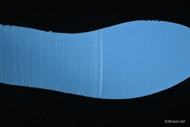 Nike Air Jordan 1 Low Retro Basketball Shoes in Black and White - 553558-043