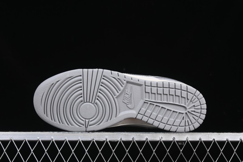 Nike SB Dunk Low Gucci Collaboration Dark Pattern Grey Swoosh Anniversary Custom Low-Top Casual Skate Shoes - DM6868-013