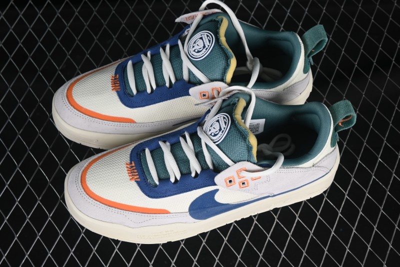 Nike SB Day One Low Top Casual Skate Shoes with Air Zoom Cushion - HM3720-141