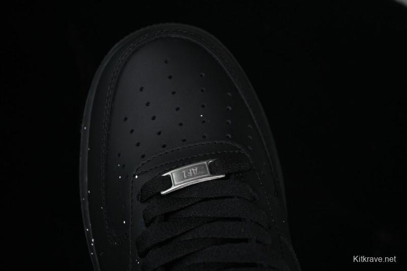 Nike Air Force 1 '07 Low Casual Sneakers with Black Splatter Design - ZH0316-046