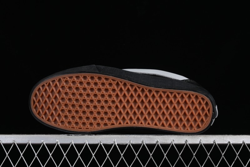 Vans Classics Knu Skool Black武士 Sneakers - VN0AUAK373
