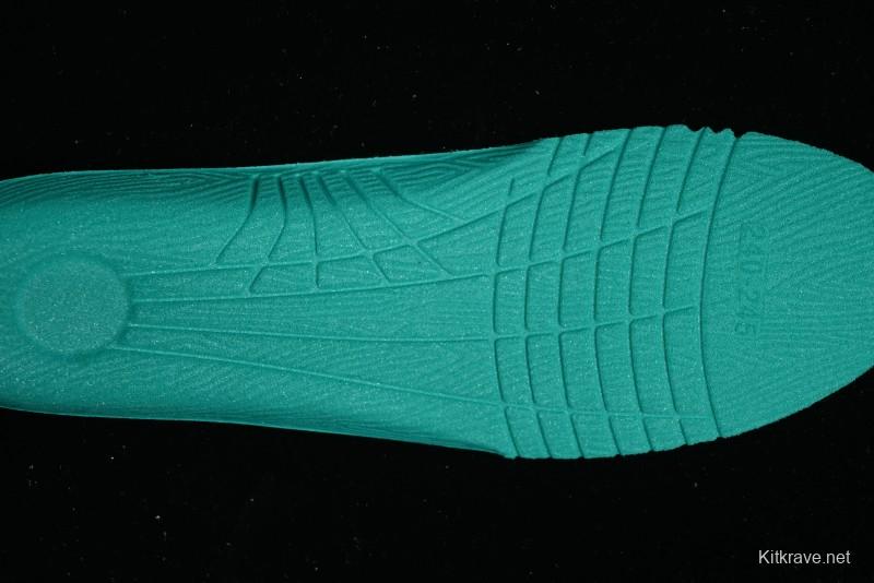 MLB Chunky Liner Basic New York Yankees Thick Sole Casual Sneakers with 6cm Height Increase - 3ASXCA12N50GNS