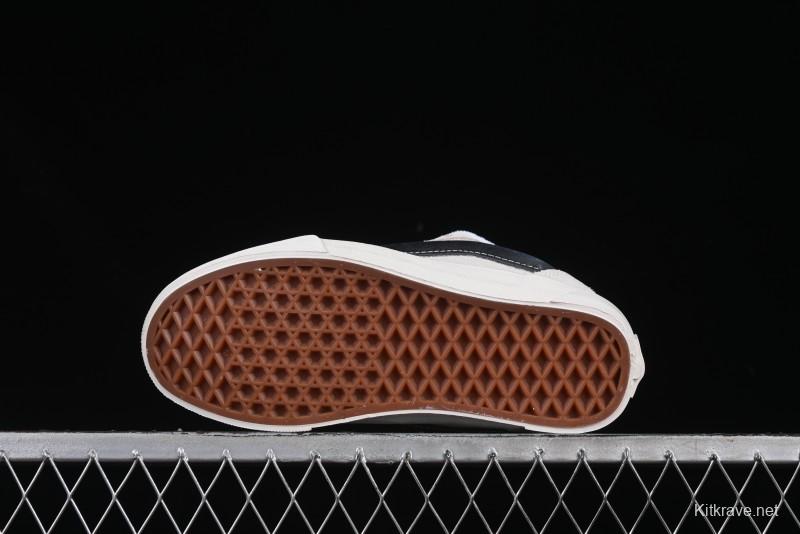 Vans Knu Skool Low-Top Retro Chunky Sneakers - VN0009QCD24