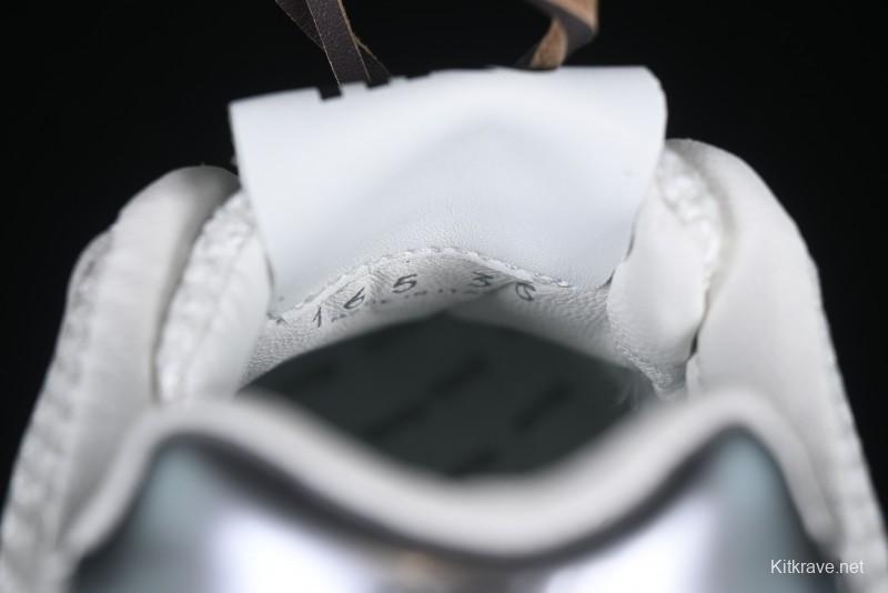 New Balance 530 Metallic Silver Sneakers – Stylish & Sporty Design