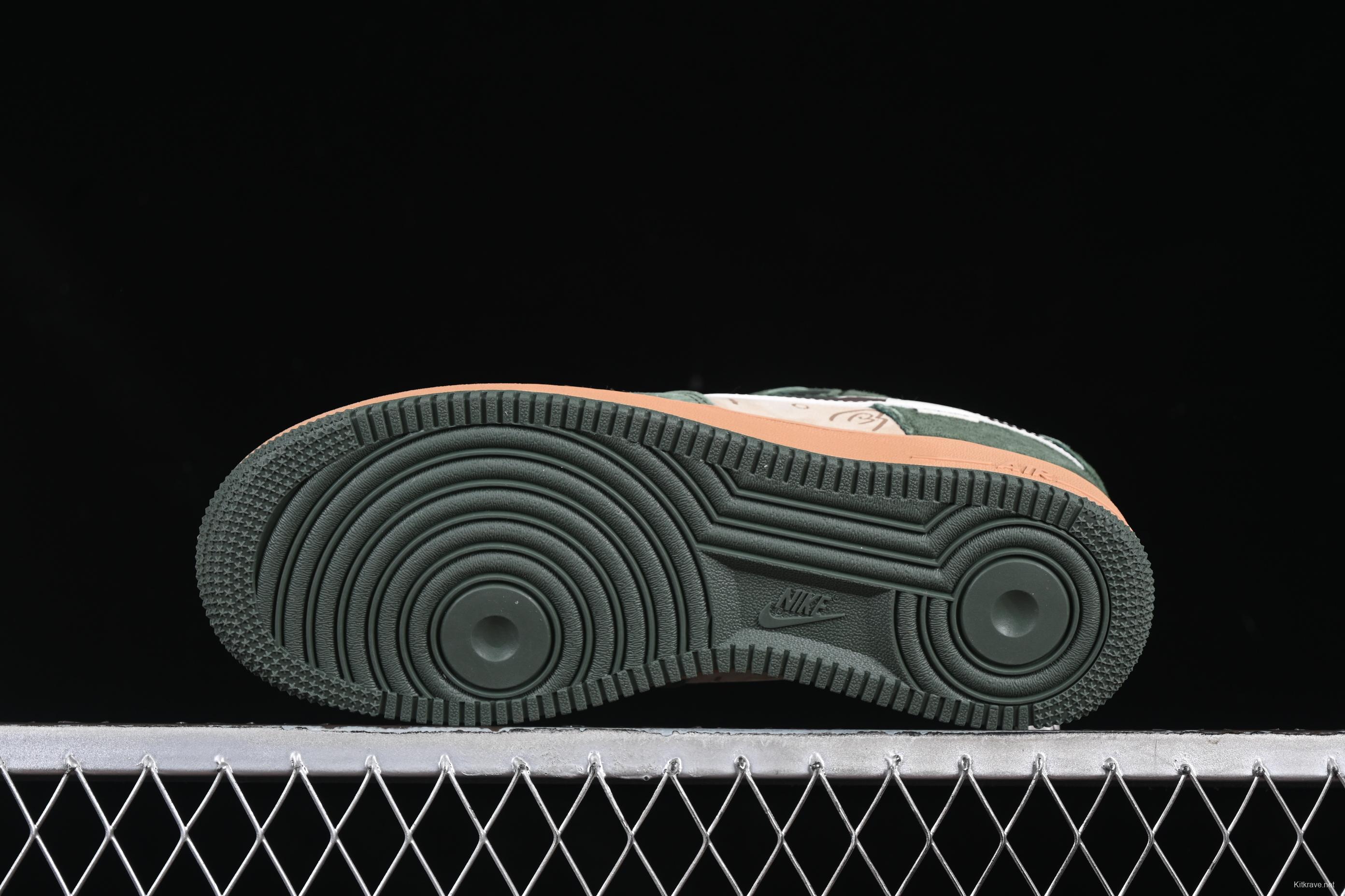 Nike Air Force 1'07 Low Supreme Collaboration Distressed Graffiti Casual Sneakers - DF0188-024