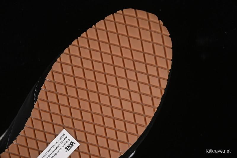 Vans Siper Lowpro Retro Lightweight Lifestyle Shoes - VN000D83RNE