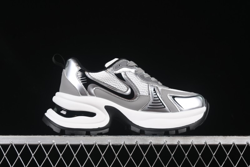 GG-CC Thick Sole Casual Running Shoes with Fashionable Design - G23X4317