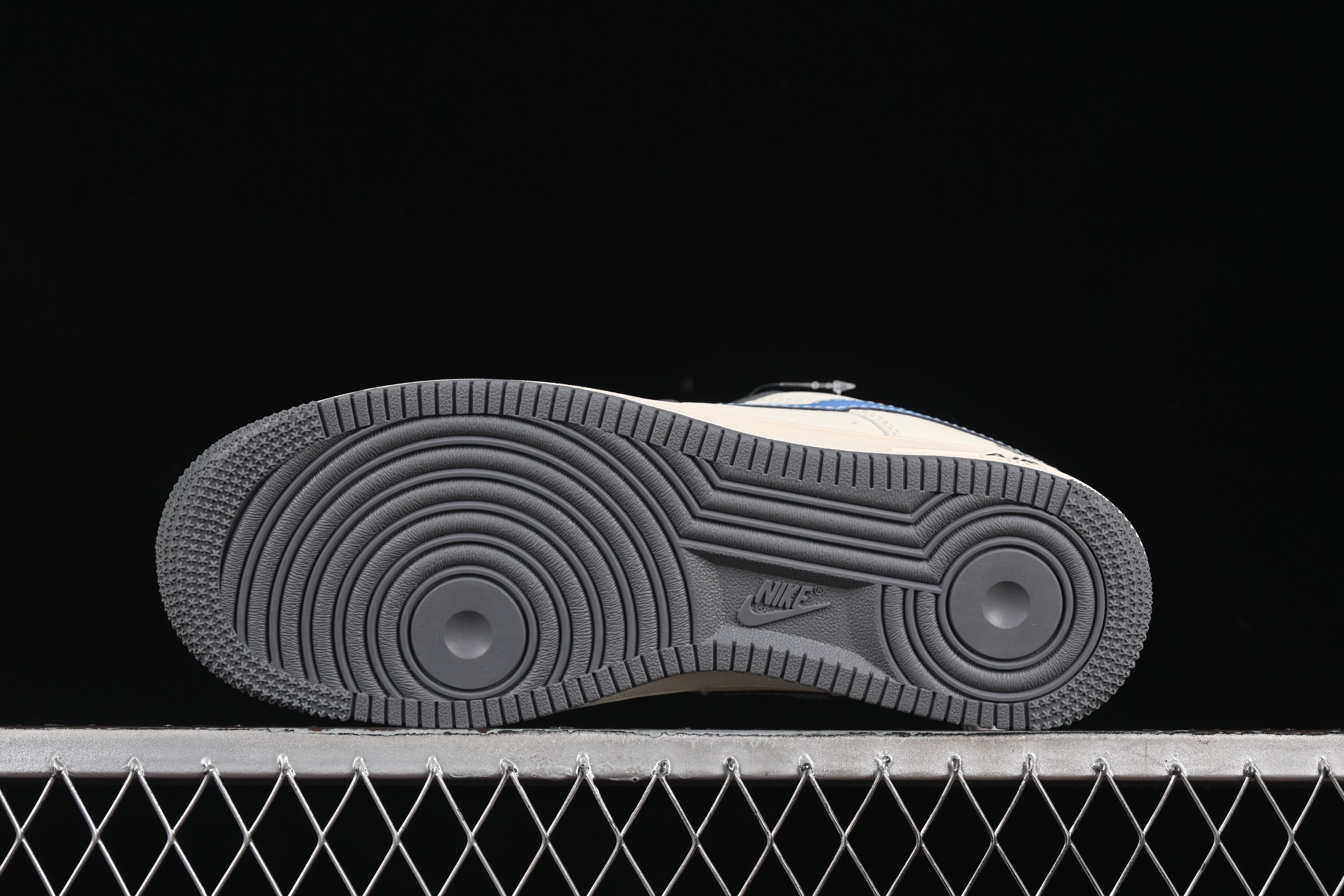 Nike Air Force 1 '07 Low Stussy Collaboration Light Grey Sky Blue Swoosh Casual Sneakers - XS1958-574