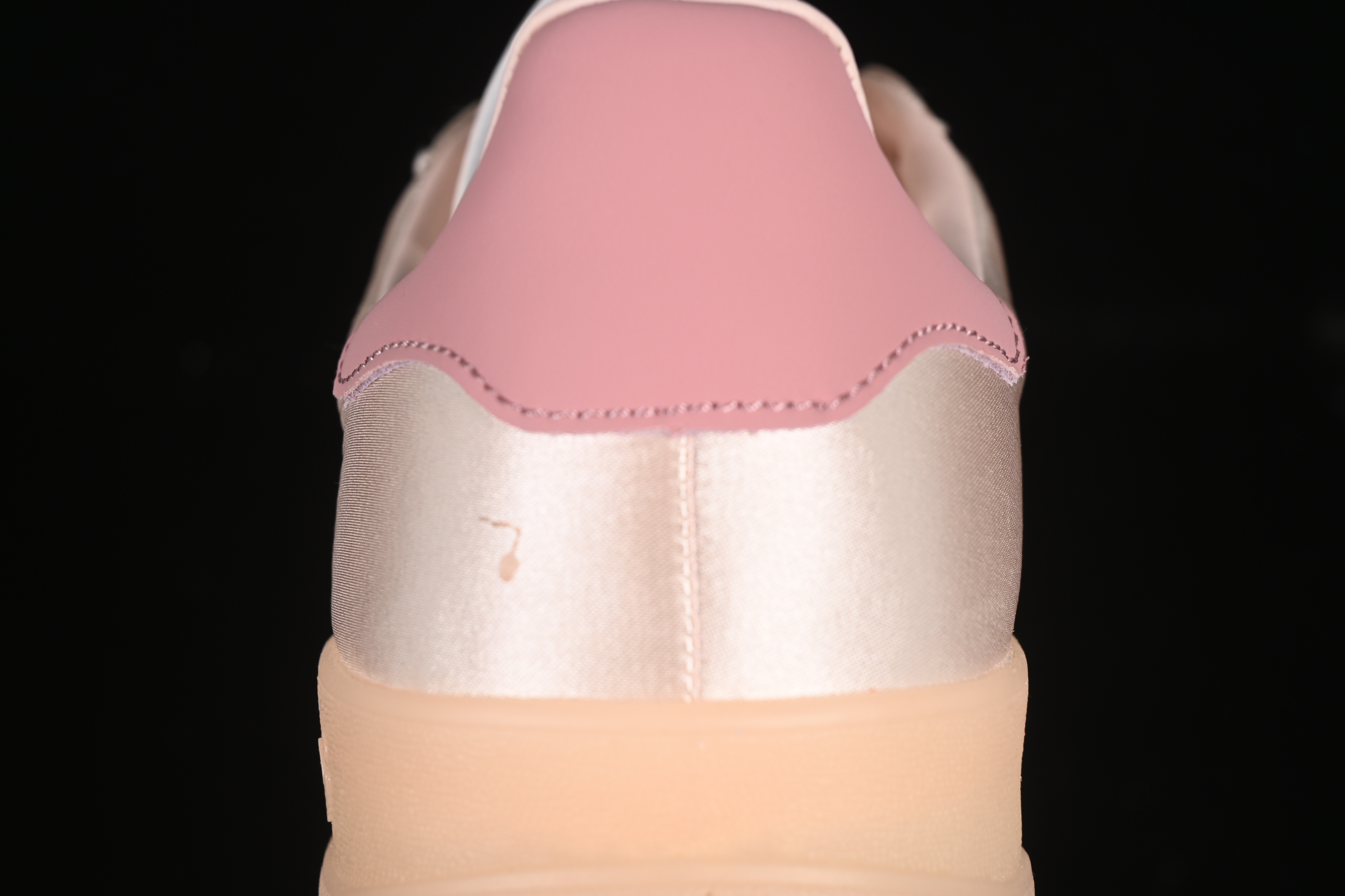 Adidas Originals Gazelle Indoor Retro Casual Sneakers with Anti-Slip and Wear-Resistant Sole - JI2709