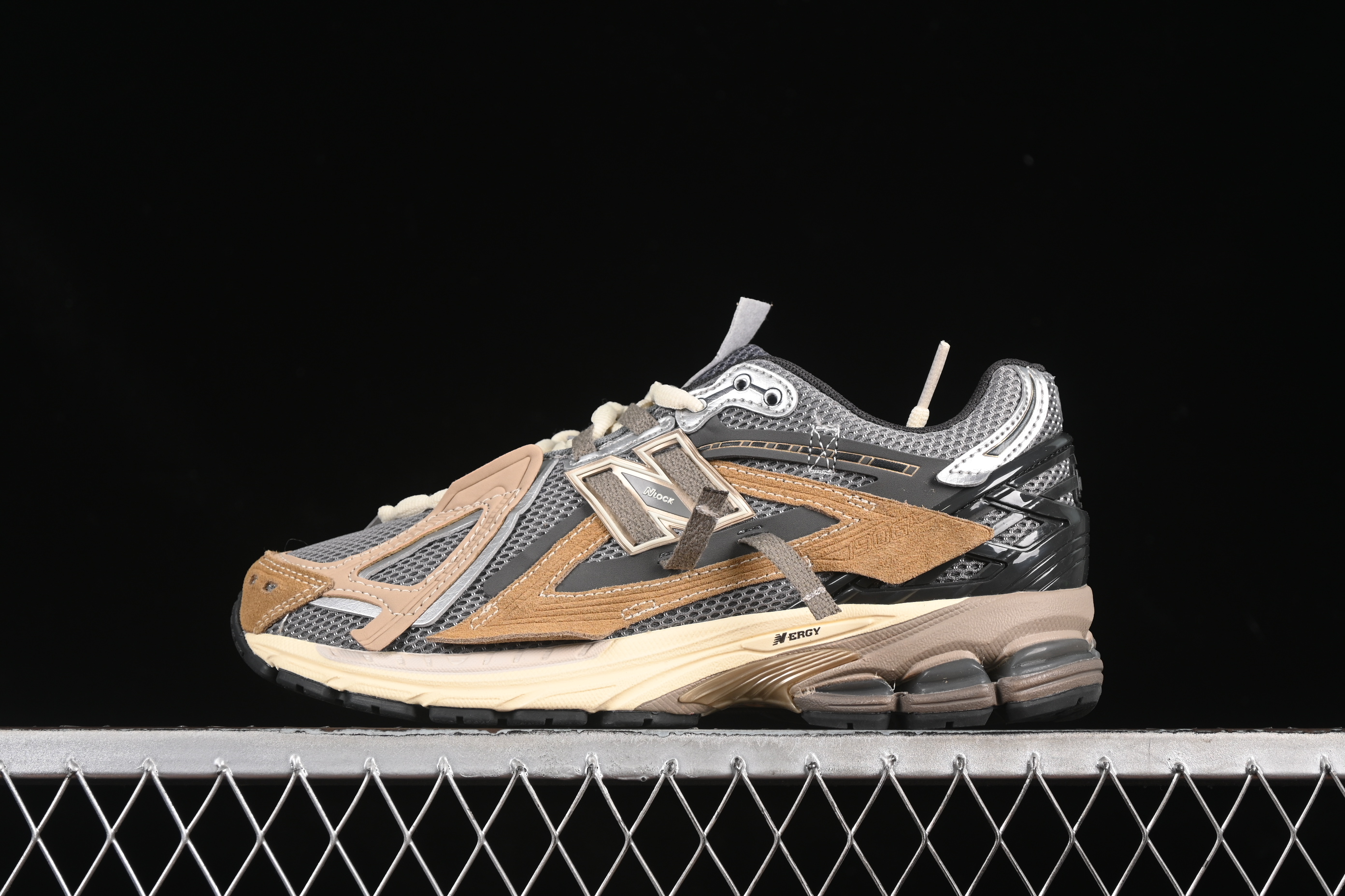 New Balance 1906 Series Retro Dad Style Casual Running Shoes - U1906AA