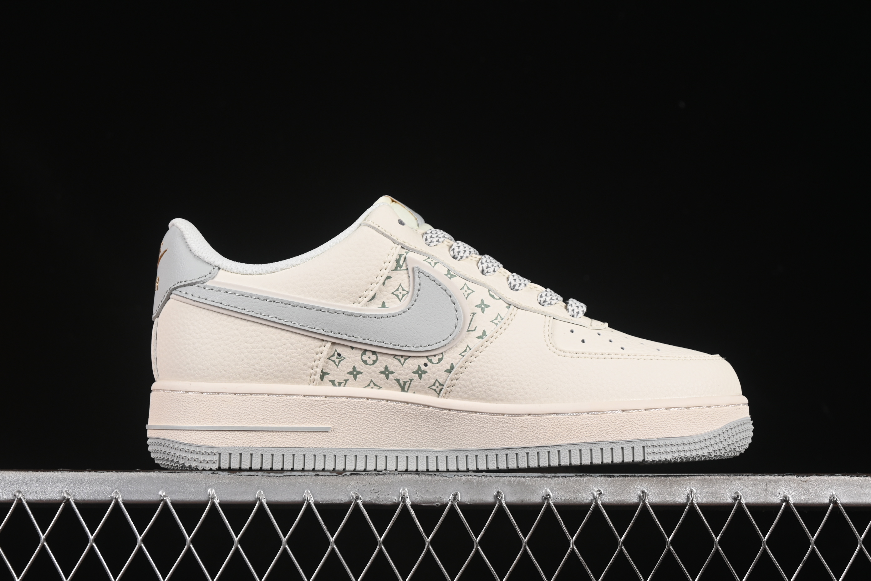 Nike Air Force 1'07 Low LV Collaboration Print Small Gold Swoosh Casual Sneakers - XX3168-159