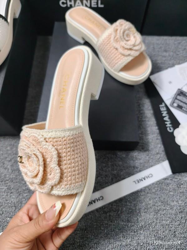 2025 Women Chanel Beige Fabric Slippers CC Logo LY00000