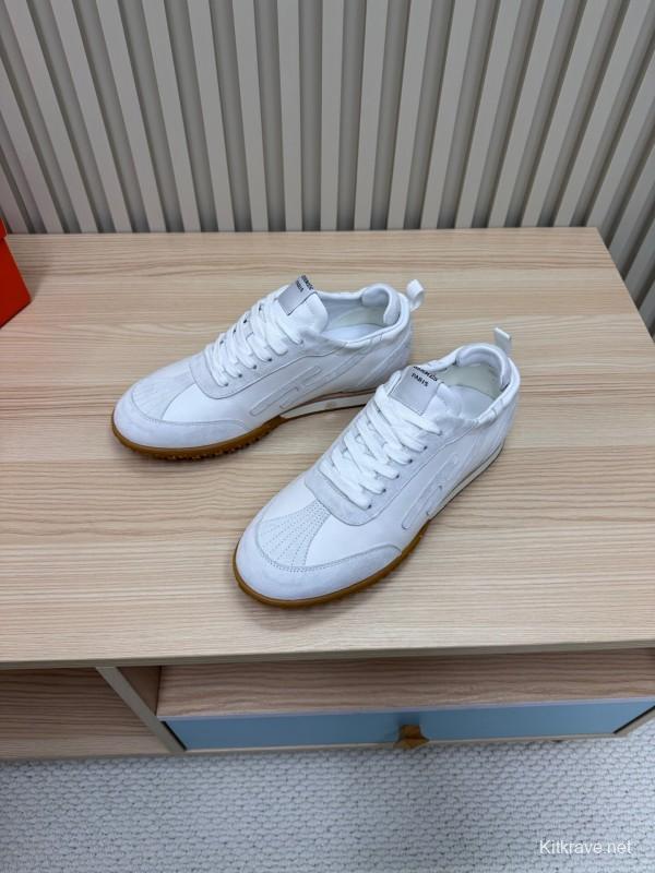 2025 Unisex Hermès White Suede Down Fabric Sneakers KFY00300