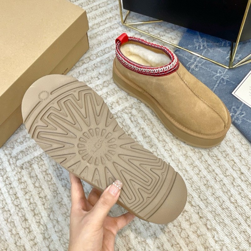 2024 Women UGG Beige Red Suede Platform Slip-On MJ00230