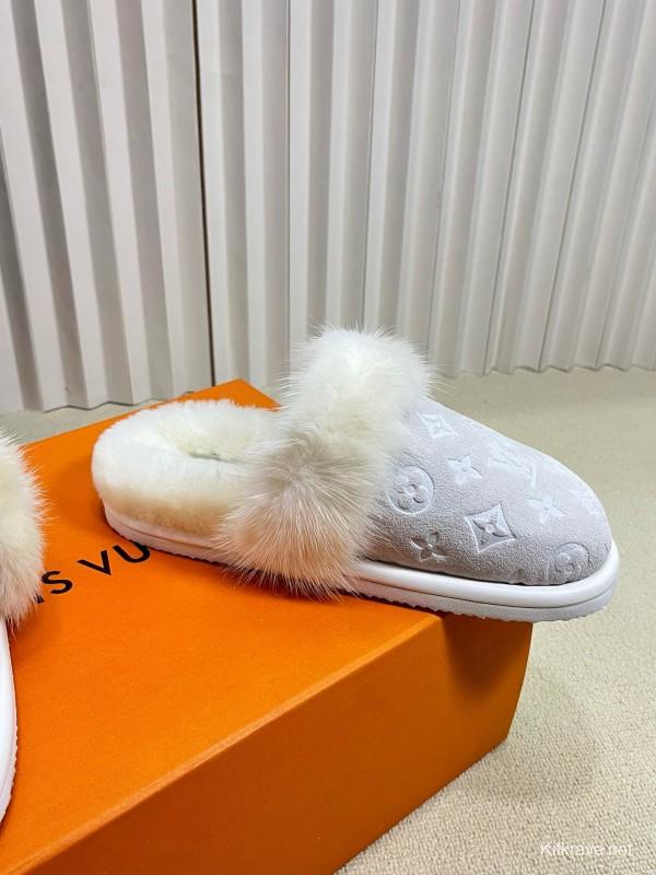 2024 Slippers Louis Vuitton White Fur Slippers MJ00340