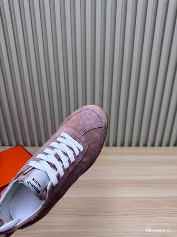 2025 Women Hermès Pink Suede Sneakers KFY00300