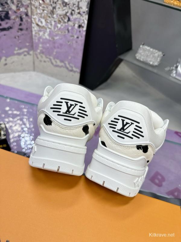 2024 Women Louis Vuitton White Black Leather Sneakers