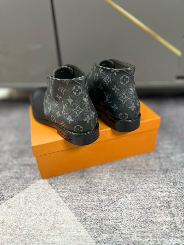 2024 Men Louis Vuitton Black Leather Boots MJ00410