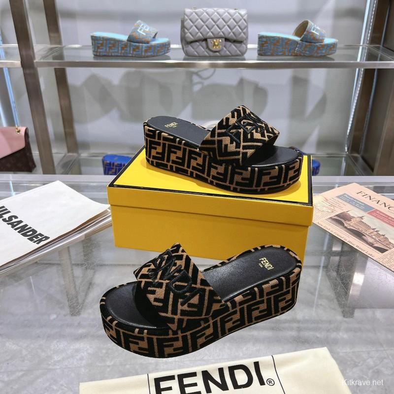 2025 Fendi Black Beige Canvas Platform Slippers